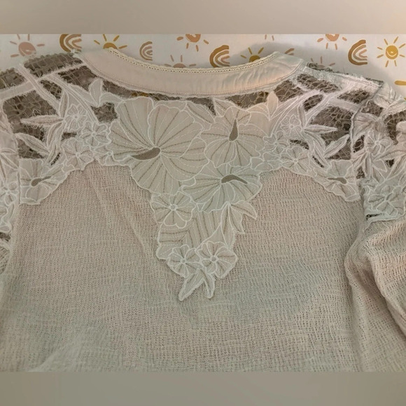 Free People Easy‎ Breezy Long Sleeve Henley Floral Shoulder Back Embroidered - Picture 5 of 7